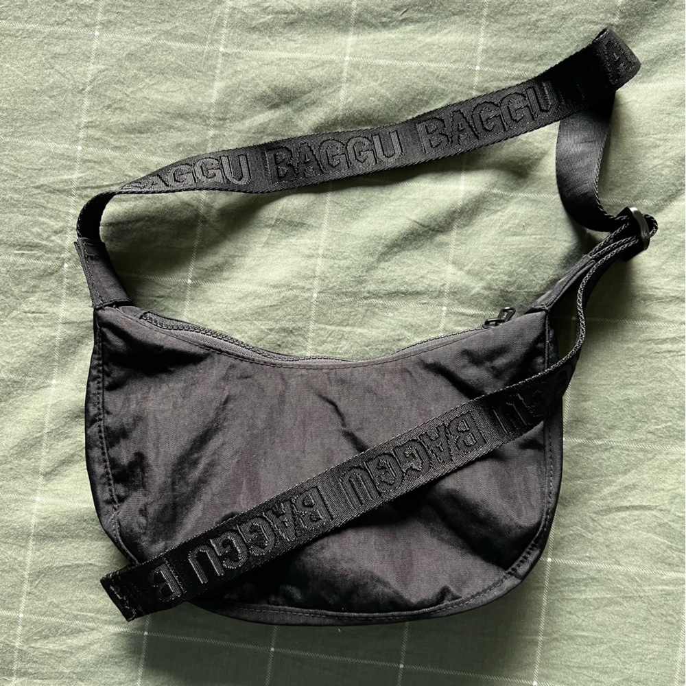 Baggu Small Nylon Crescent Bag Black